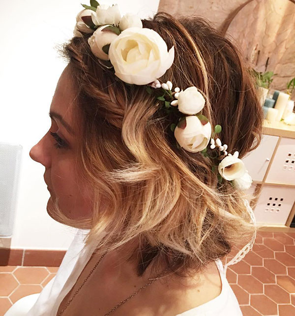 Messy Ombre Bob Wedding Hairstyle